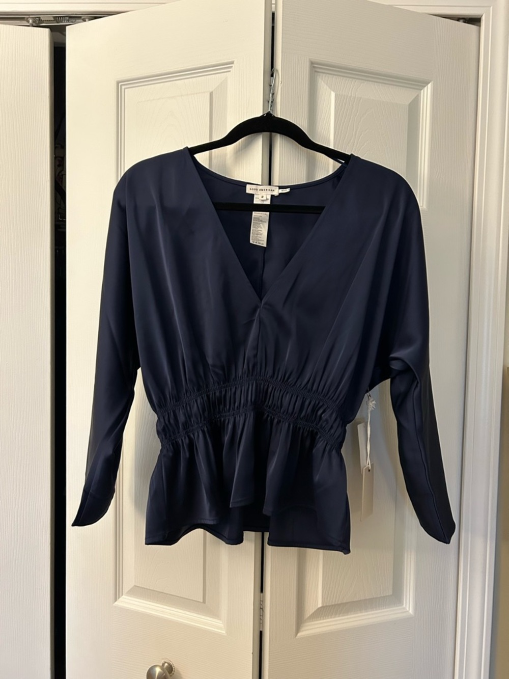 Good American Navy V-Neck Blouse